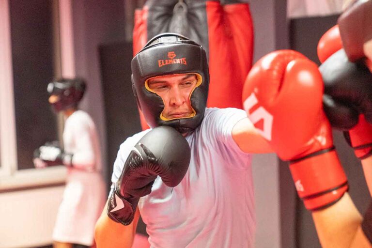 Schlag- und Tritttechniken im Kickboxkurs